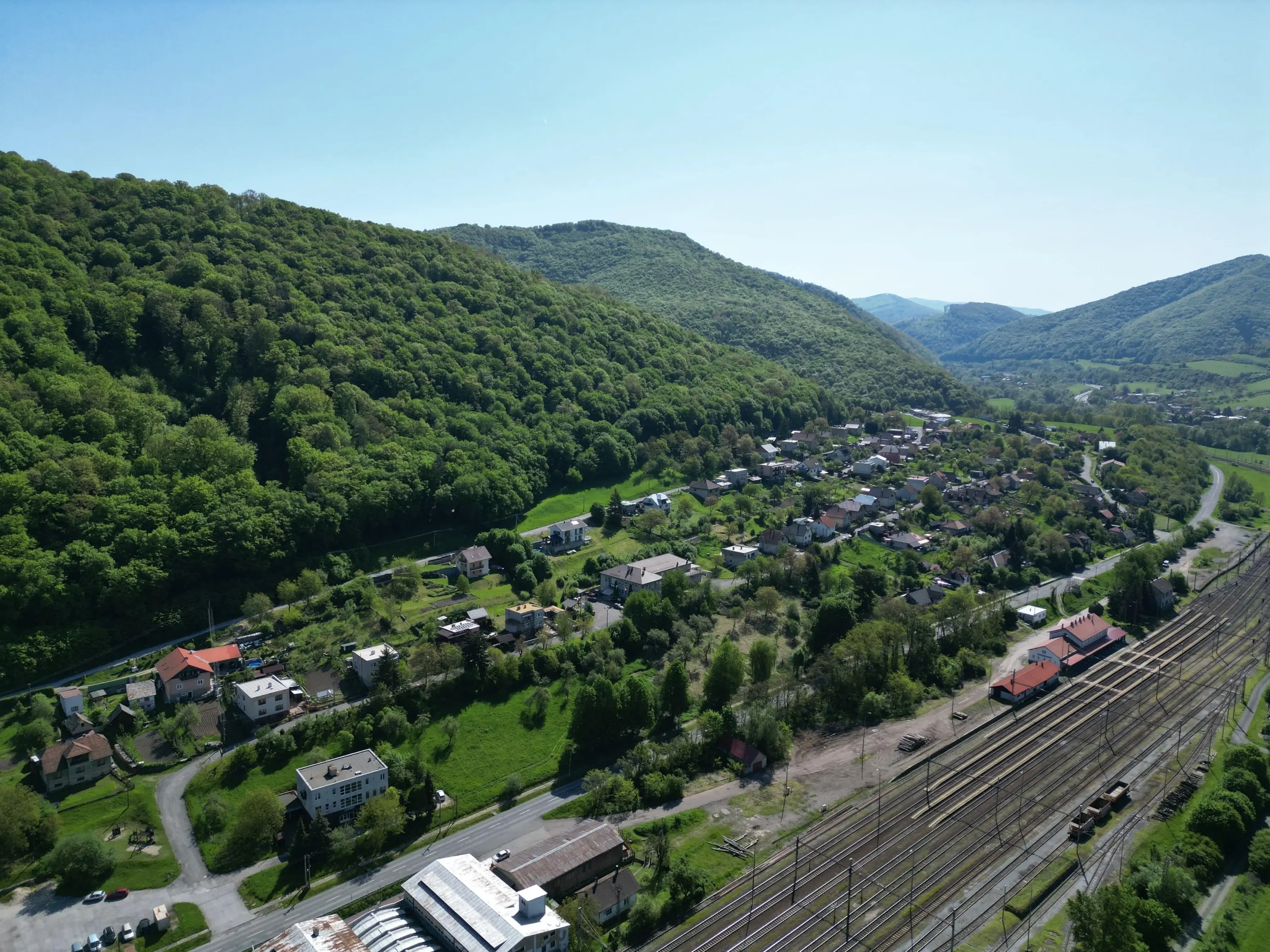 dji_fly_20240501_082000_109_1714467255204_photo-min-min-1.webp
